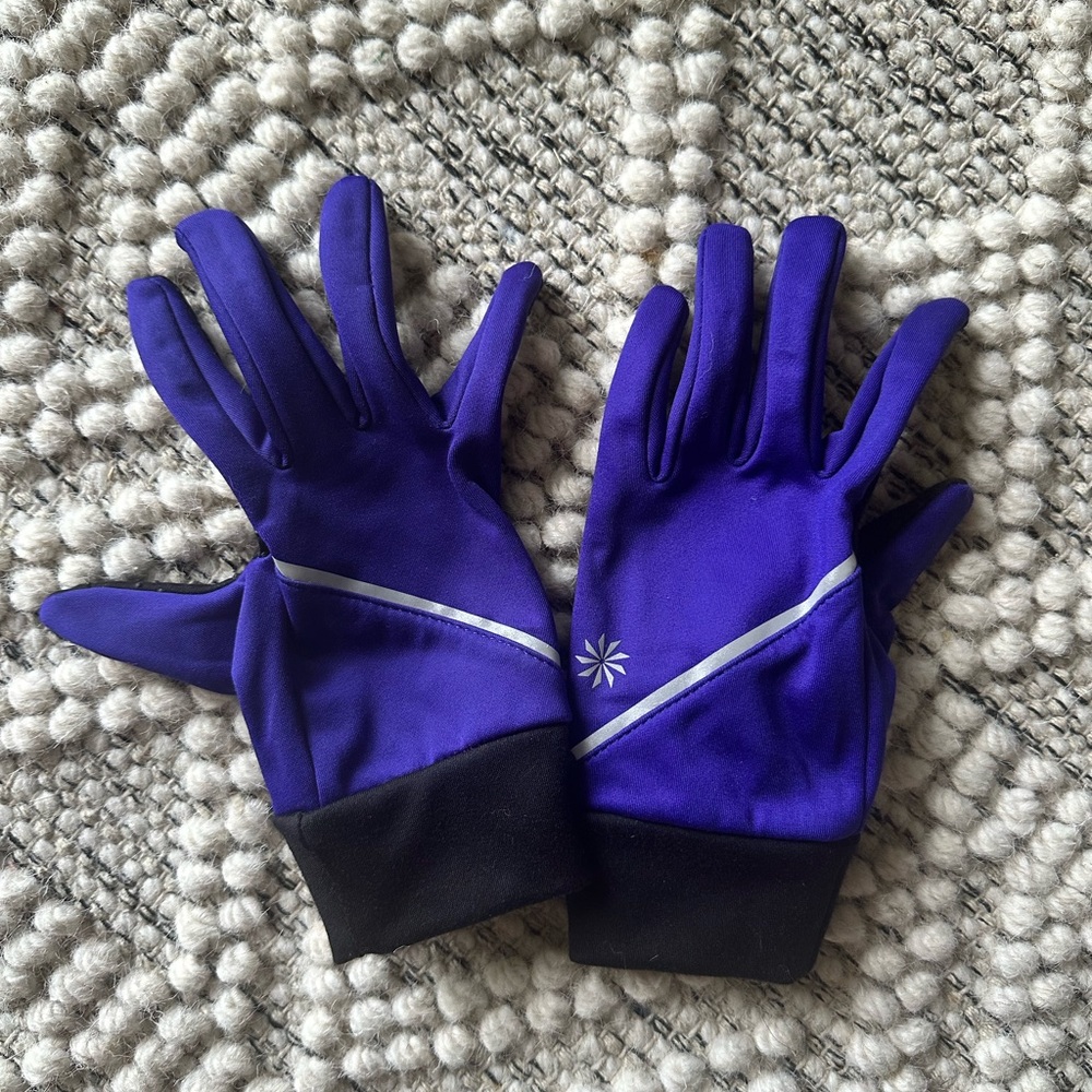Women’s Athleta Gloves purple size small
